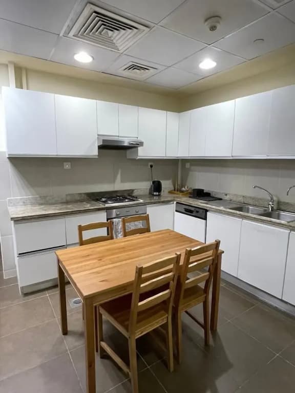 HiGuests - Marina Heights - photo 22