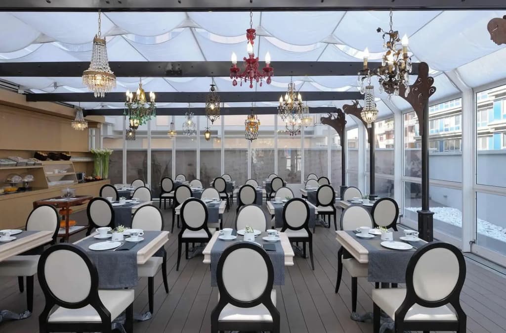 Hotel Caravel - photo 17