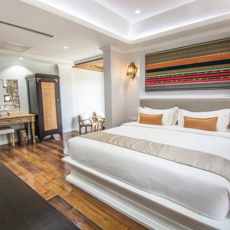 Lanna Oriental Hotel - photo 48