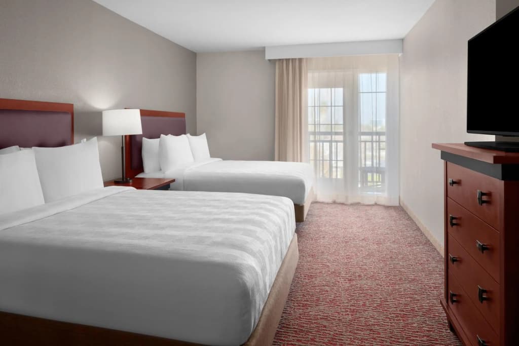 Larkspur Landing Extended Stay Suites South San Francisco - photo 25