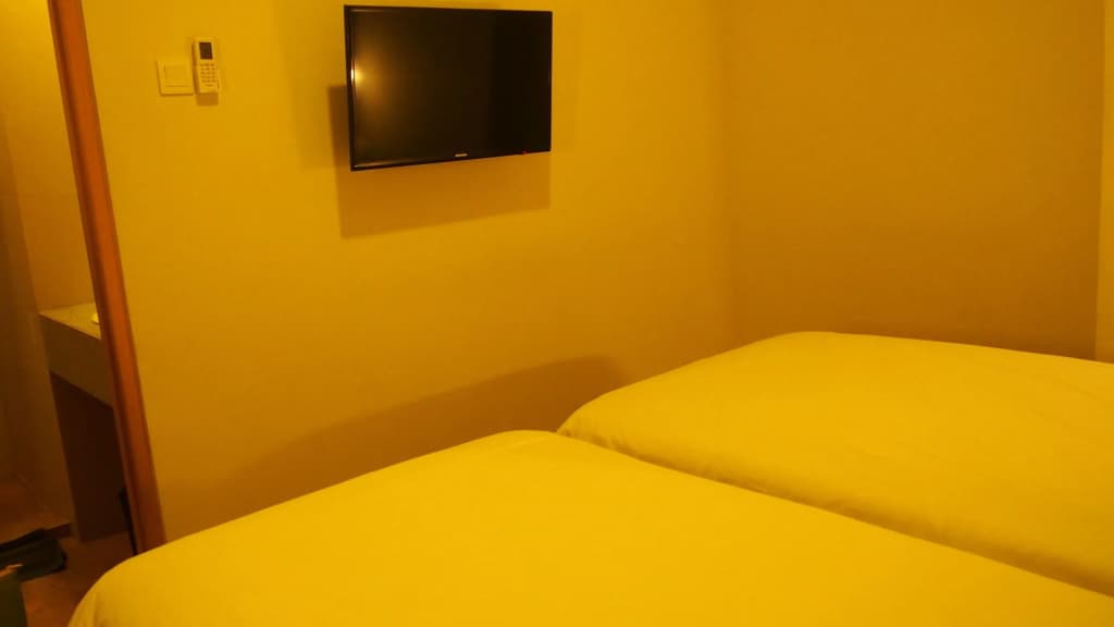 G7 Hotel - photo 4