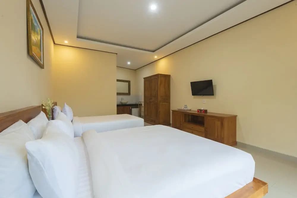 Liliy Guest House Kuta - photo 5