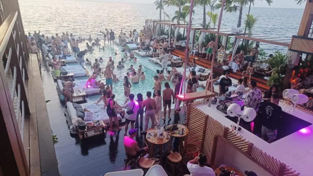 Patong Heaven Hotel - photo 19