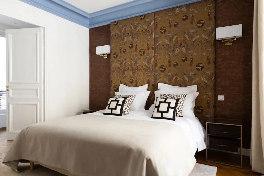 Montaigne Luxury 2 Bedroom - photo 3