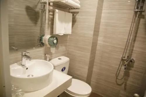 City Hotel - photo 8
