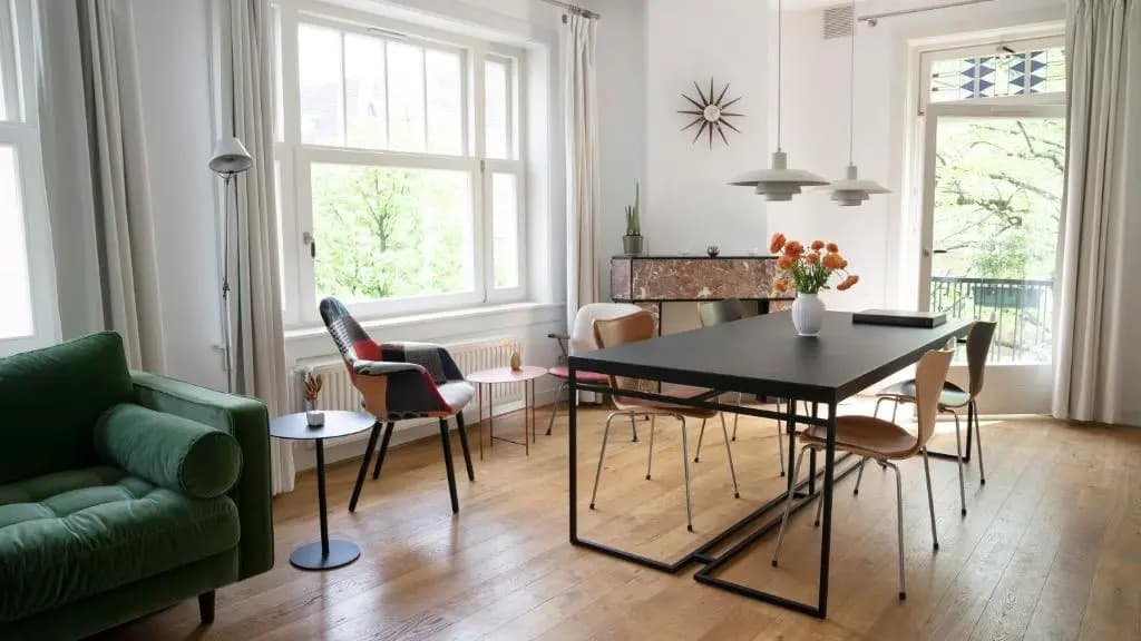 Authentic Amsterdam Bed and Breakfast Rai - photo 2
