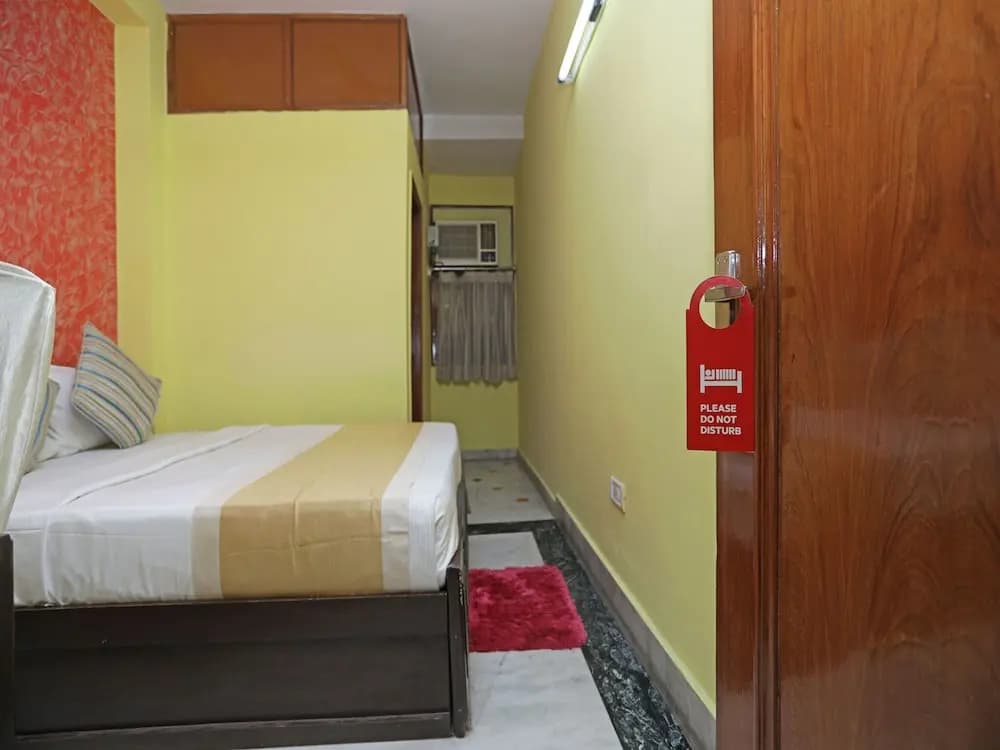 OYO 12190 Hotel New Blue Umbrella - photo 5