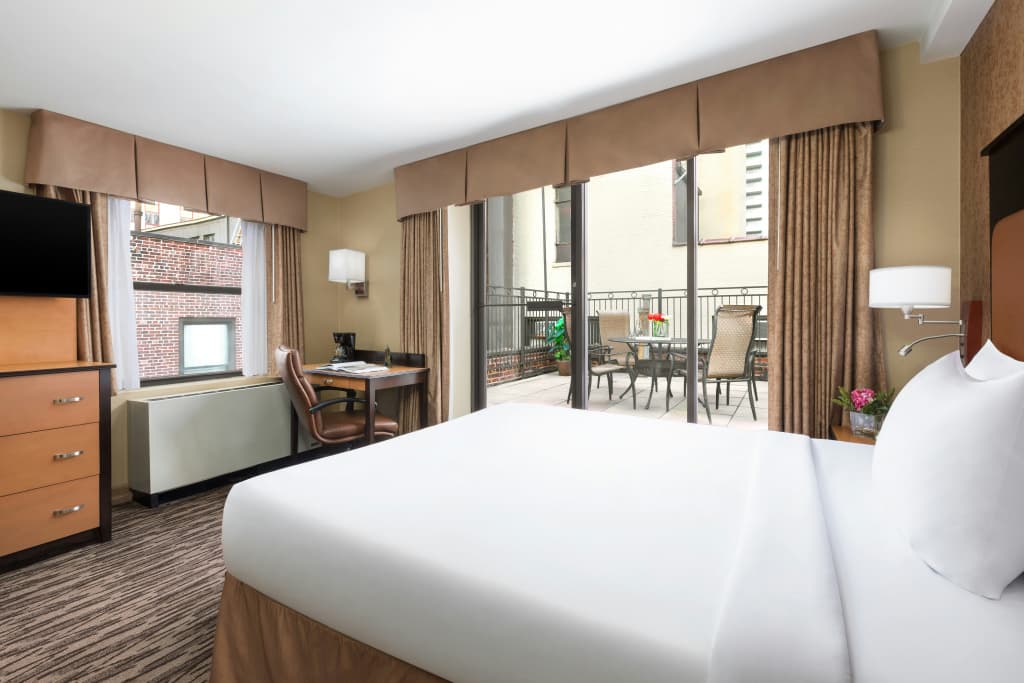 The Hotel @ Fifth Avenue - photo 5