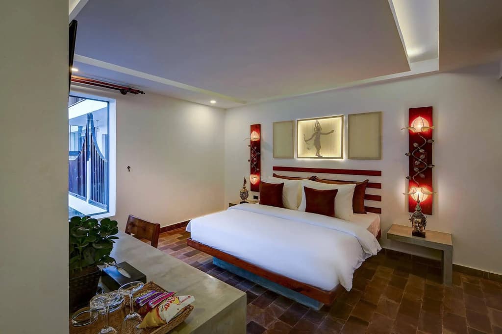 The Thirdfold Residence - photo 4