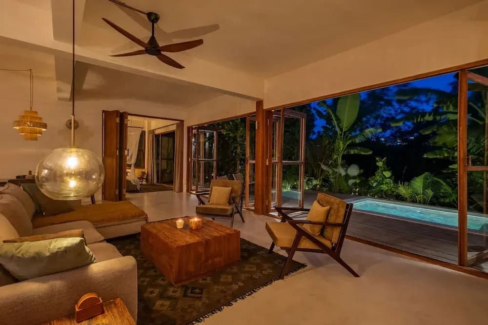 Nowhere Villa - photo 6