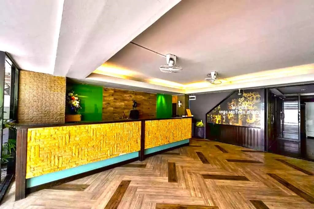 The Heritage Sathorn Suite Hotel - photo 11