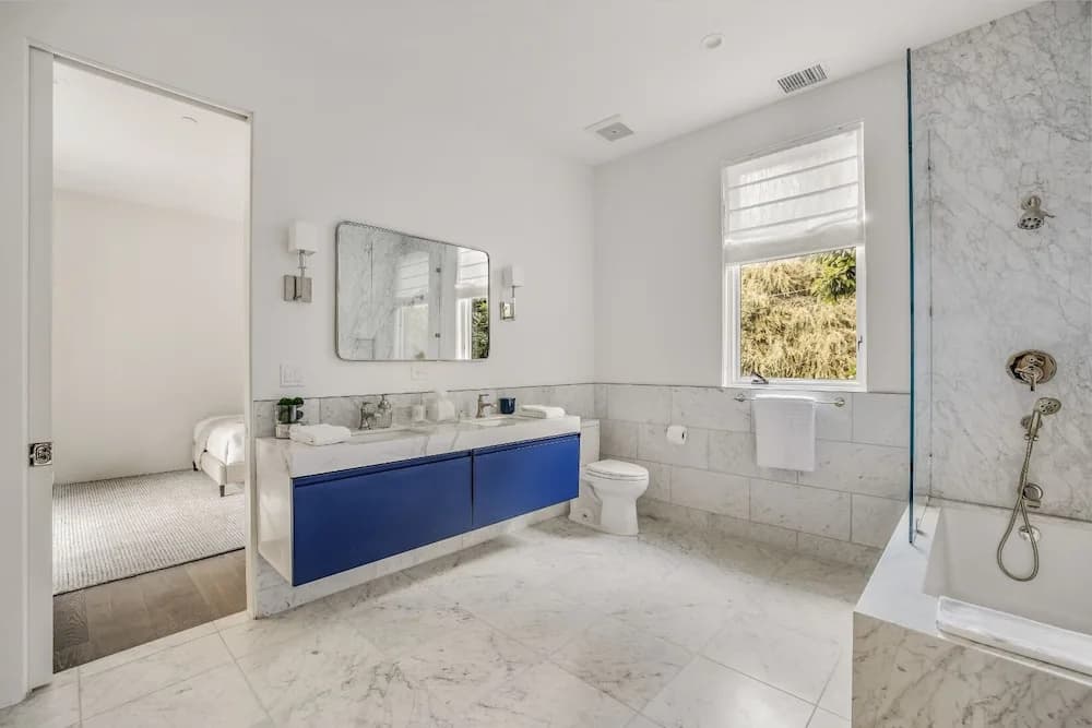 Laurel Canyon - Architectural Modern Estate With Pool & Landscaped Garden - photo 10