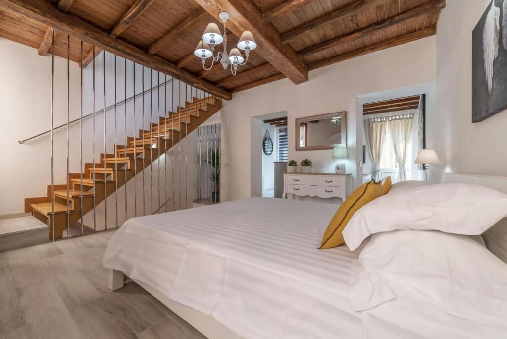 Vittoria Palace Spanish Steps - photo 3