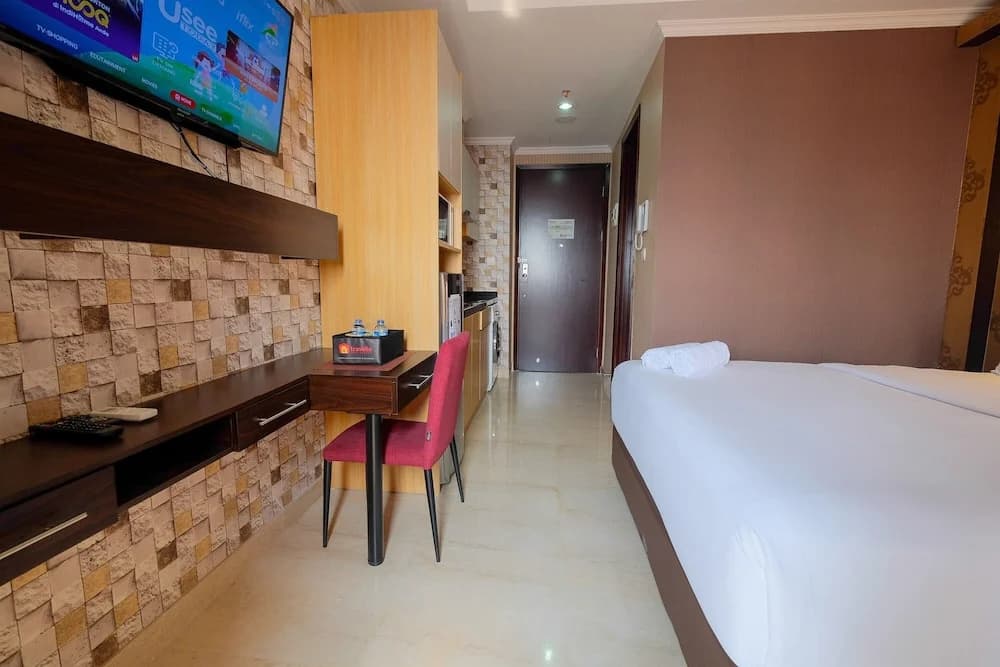 Exquisite Studio Menteng Park Apartment - photo 19