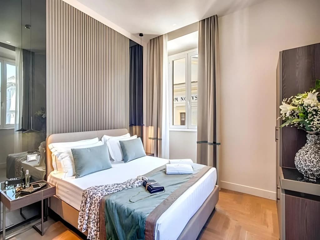 Hotel 77 Seventy-Seven - photo 45