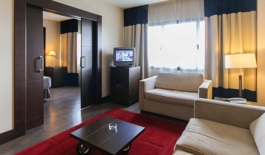 Hotel Mercader - photo 4