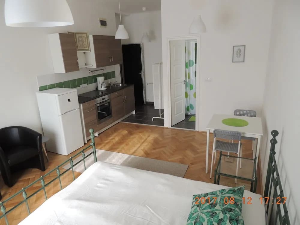 ColoRoom Apartmans - photo 3