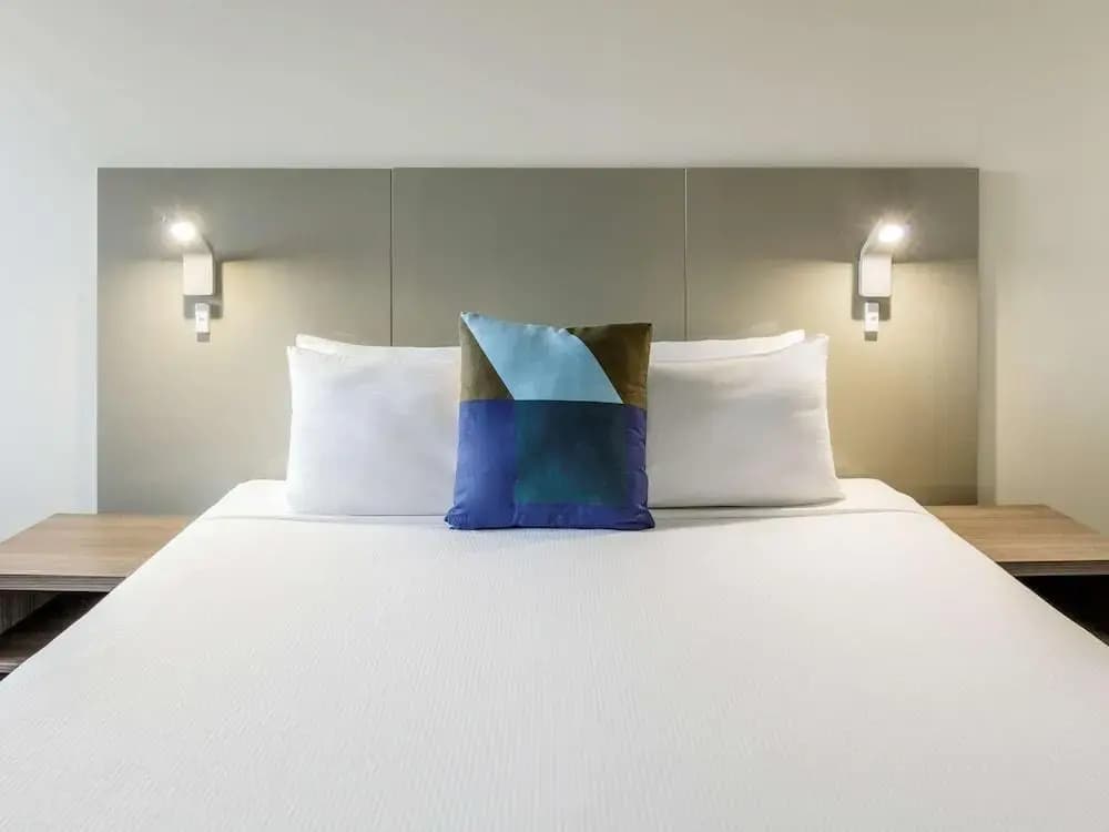 Carlton Crest Hotel Sydney - photo 3
