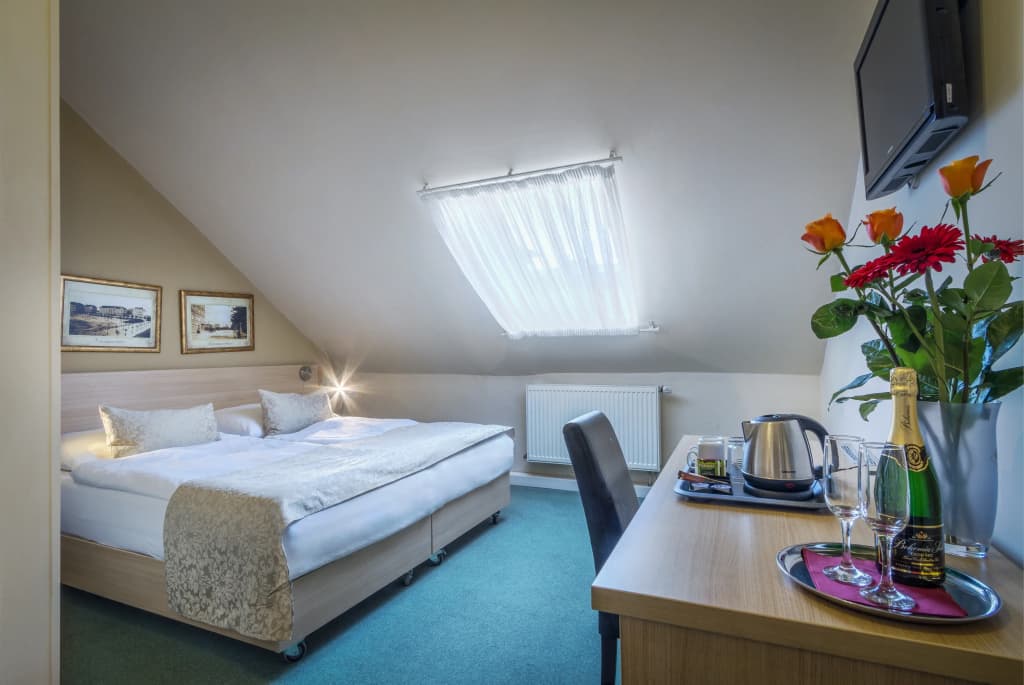 Hotel Taurus - photo 14