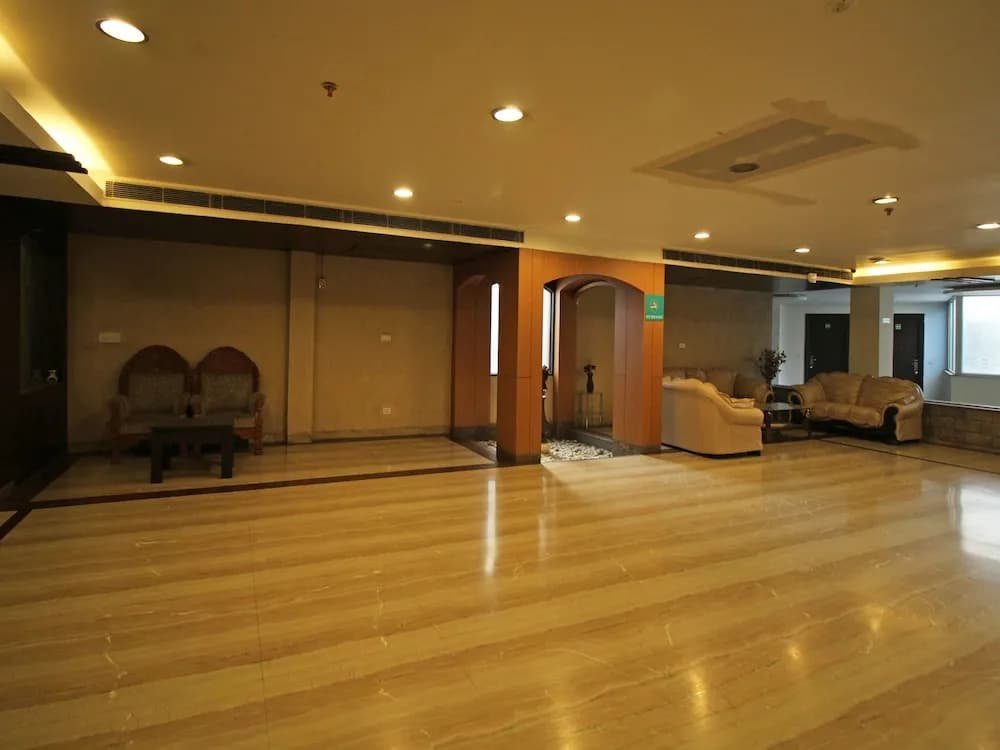 Hotel Mint Park Blue by OYO - photo 12