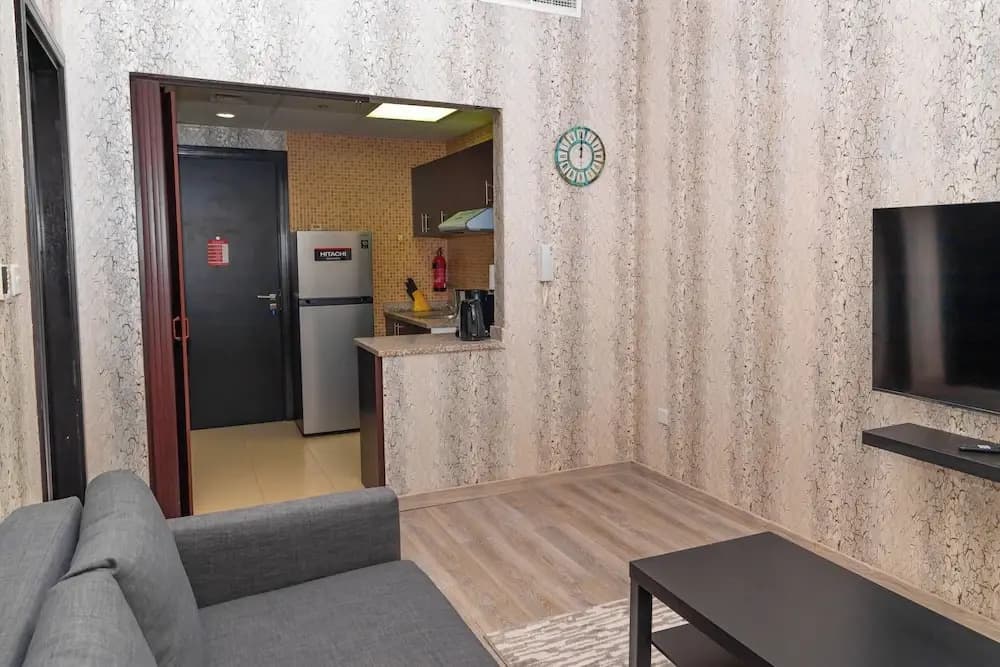 Bloomfields Cozy 1BR in Silicon Oasis - photo 1
