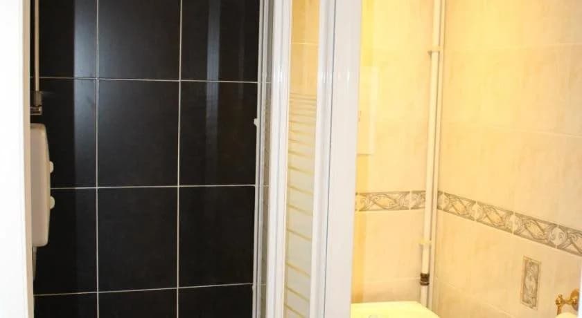 Ardmillan Hotel - photo 8