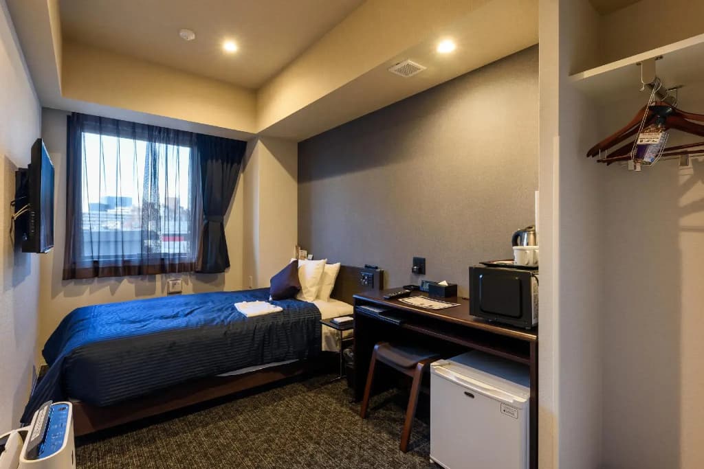 Hotel Livemax Akasaka - photo 11