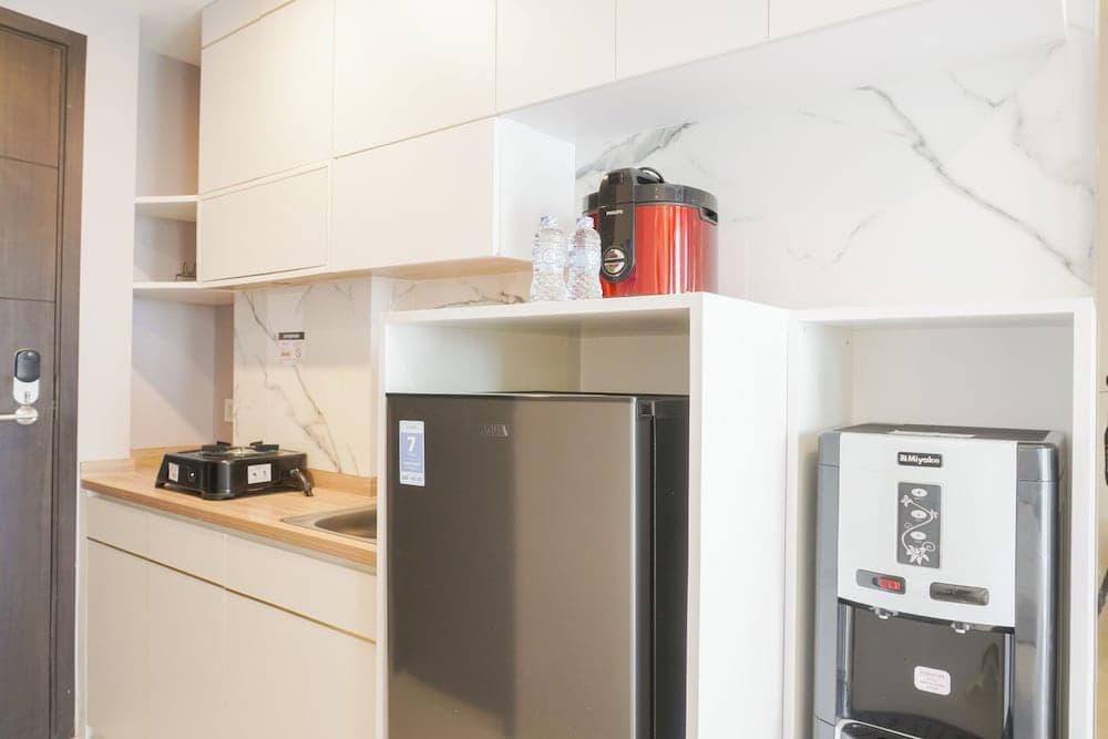 Nice And Comfy Studio At Citra Living Apartment - photo 9