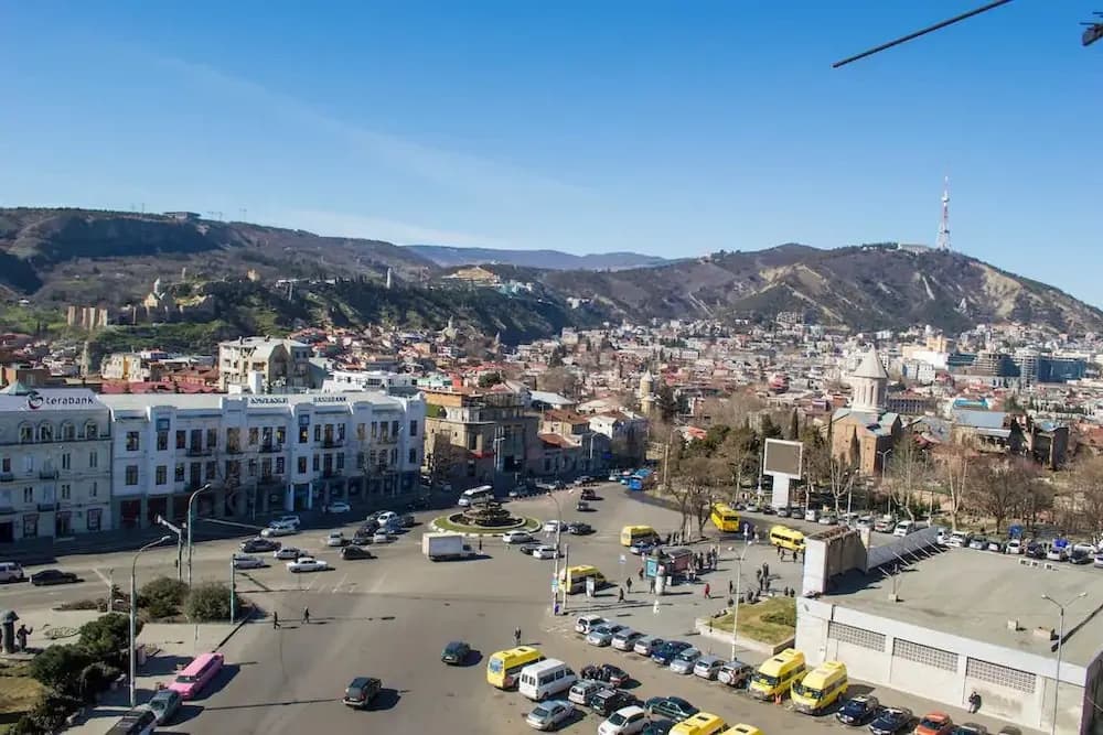 Avlabari City View Apartment - photo 15