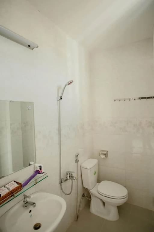Phu Hong Hotel - photo 10