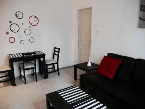 Inner-City Flat (Adults Only) - photo 4
