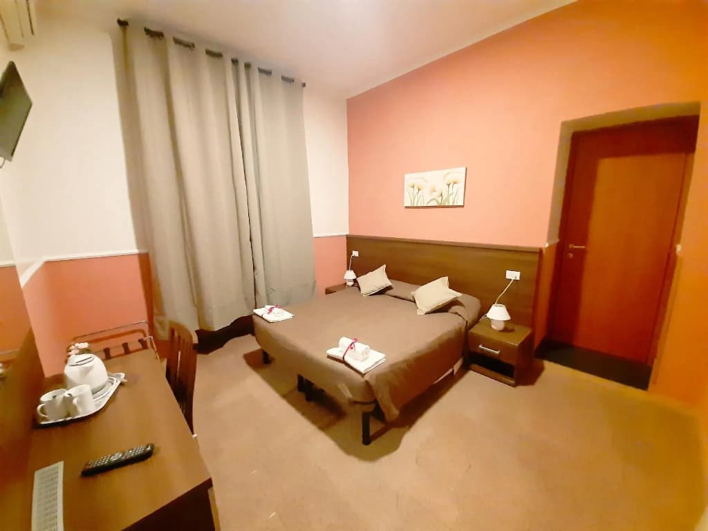 Hotel Leone - photo 2