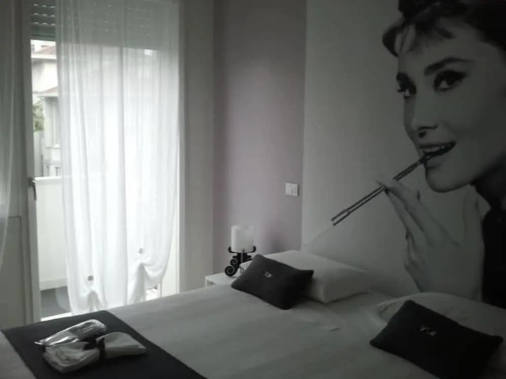 Villa Venice Movie - photo 6