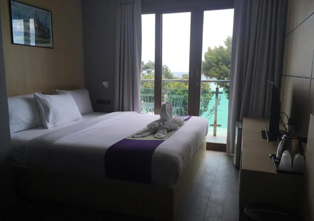 Cliff Lanta Suite - main photo