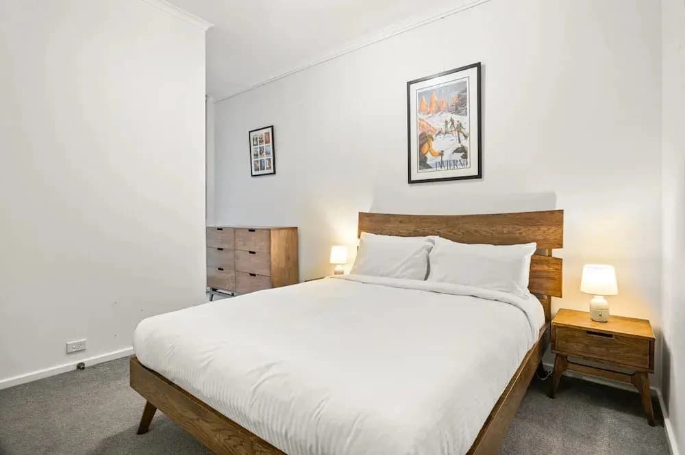 Peaceful 2-bed Apartment With Gym & Pool - photo 3