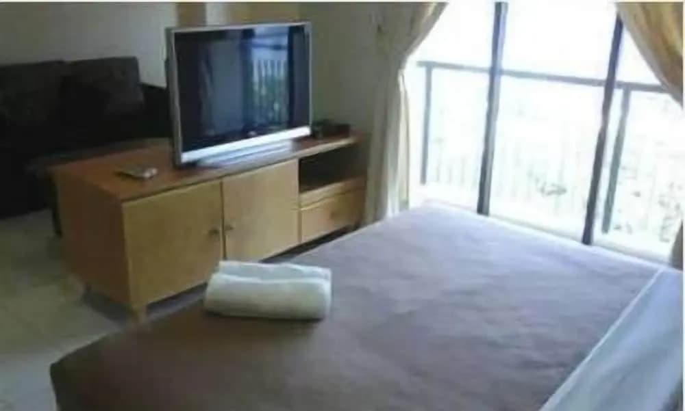 Lumut Valley Resort Condominium - photo 6