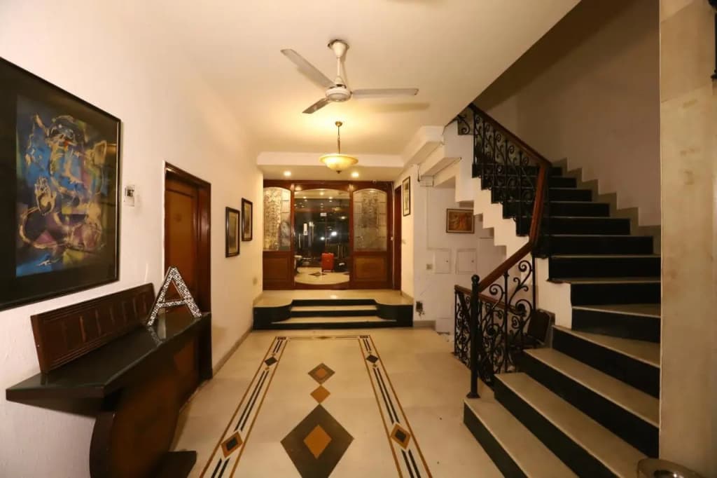 Hotel Ambica Palace - photo 21