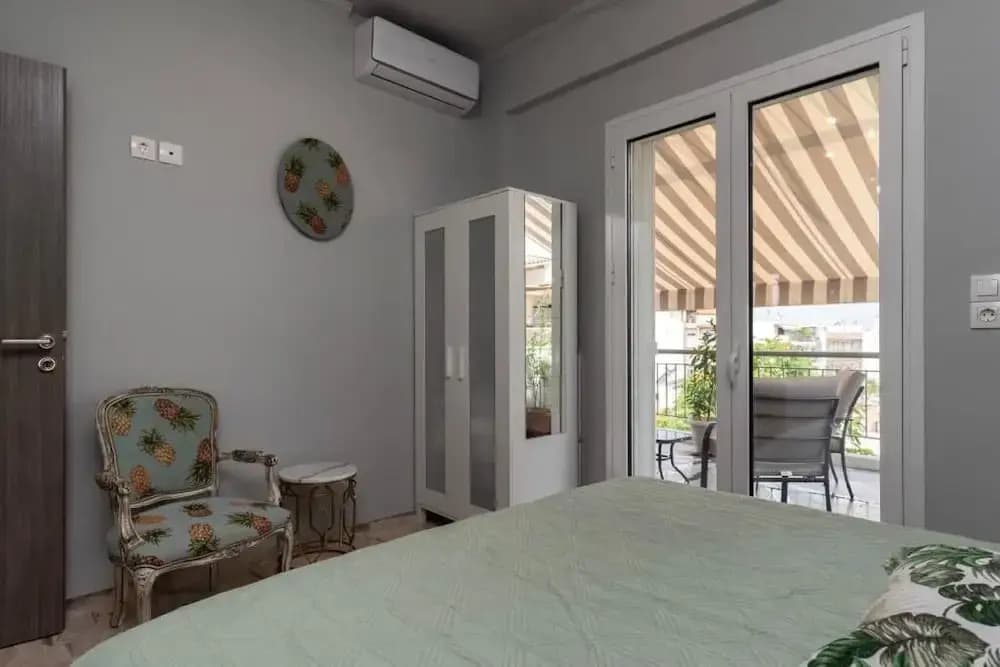 Artistic apt in Gazi with terrace by GHH - photo 5
