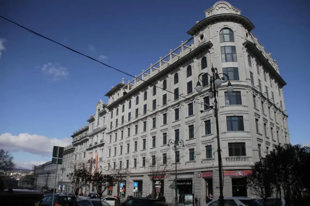 Sololaki 7 Guest House - photo 17