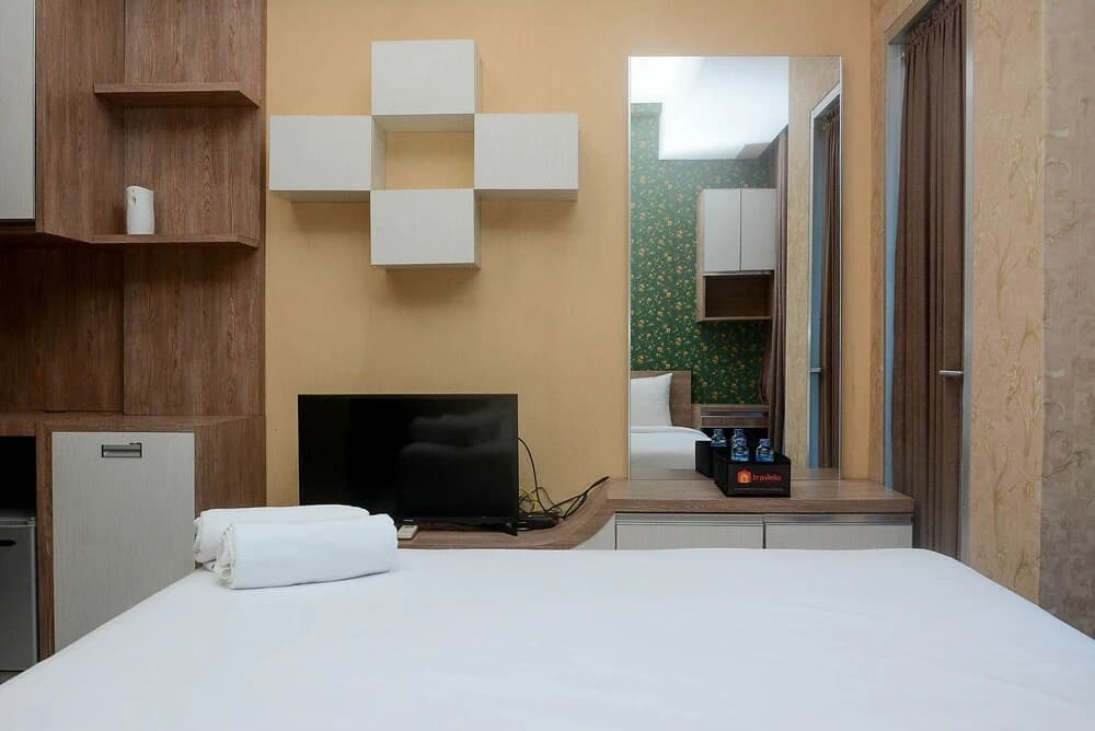 Gorgeous and Strategic Studio Apartment at Capitol Park Residence - photo 3