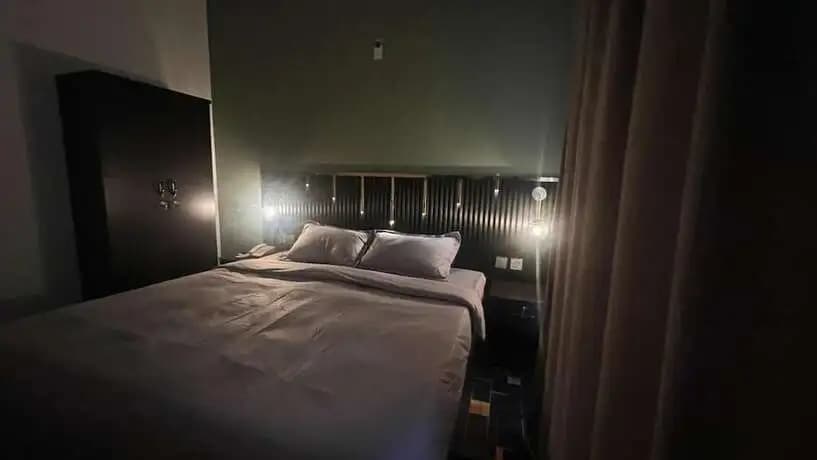 Guest Inn Hotel Llc - photo 1