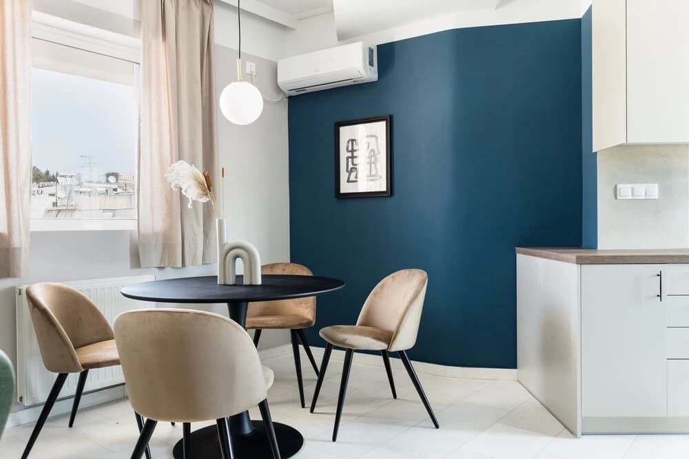 Iconic 1BR Apartment in Koukaki - photo 3