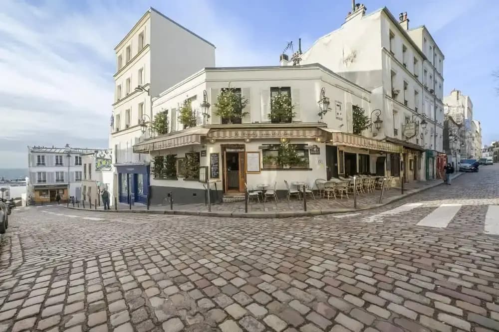 Charming Studio-montmartre-bail Mobility - photo 1