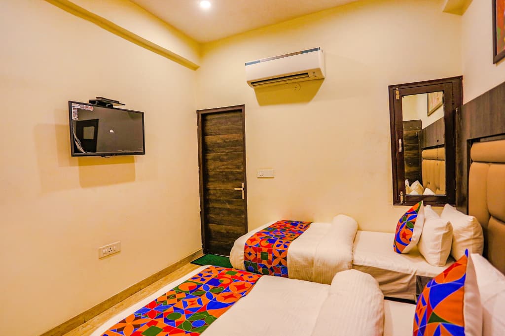 Fabhotel The Kiara - photo 4