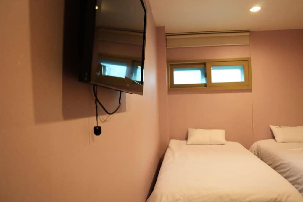 Hostel Korea 10th - photo 4