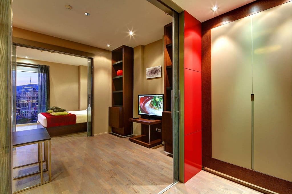 Olivia Plaza Hotel - photo 5