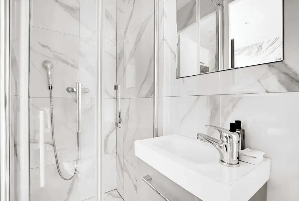 Modern Sutdio for 2 With A/C - Near Montmartre - photo 6