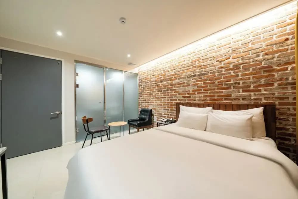M&Lucky Hotel - photo 18