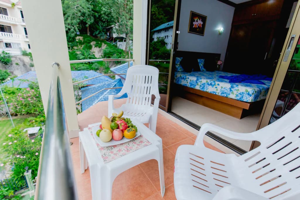 RK Guesthouse - photo 8