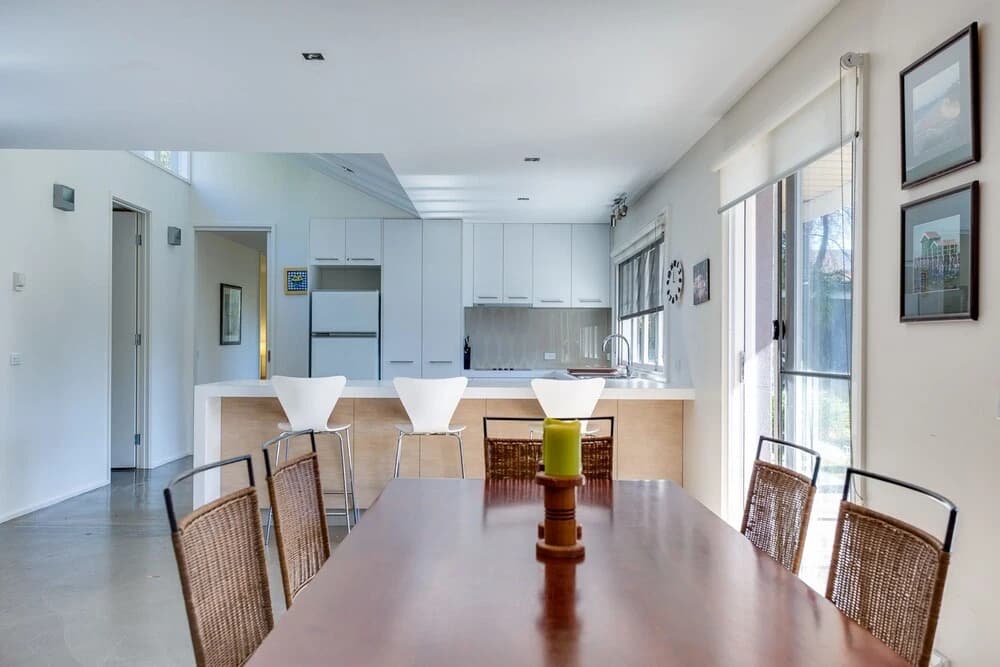 Portsea Place - photo 2